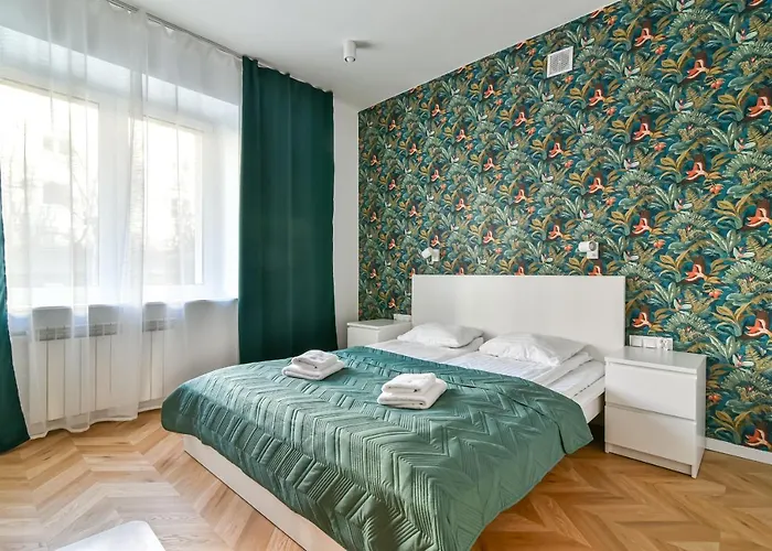 Ltc - Pilsudskiego Przy Bulwarze